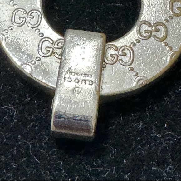 Gucci monogram keychain - Picture 3 of 6